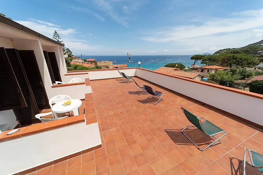 B&B Hotel Il Veliero - La Vela Del Veliero SantʼAndrea Bed & Breakfast