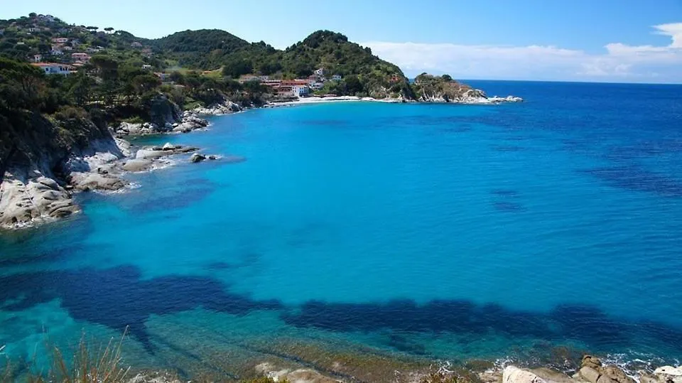 Bed & Breakfast B&B Hotel Il Veliero - La Vela Del Veliero SantʼAndrea Italien