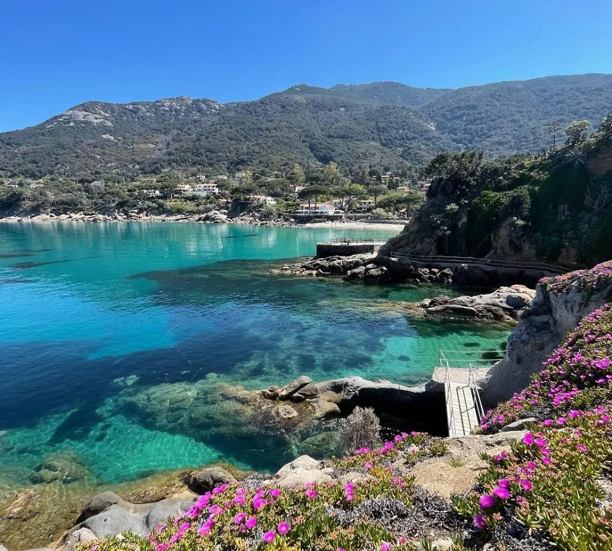B&B Hotel Il Veliero - La Vela Del Veliero SantʼAndrea