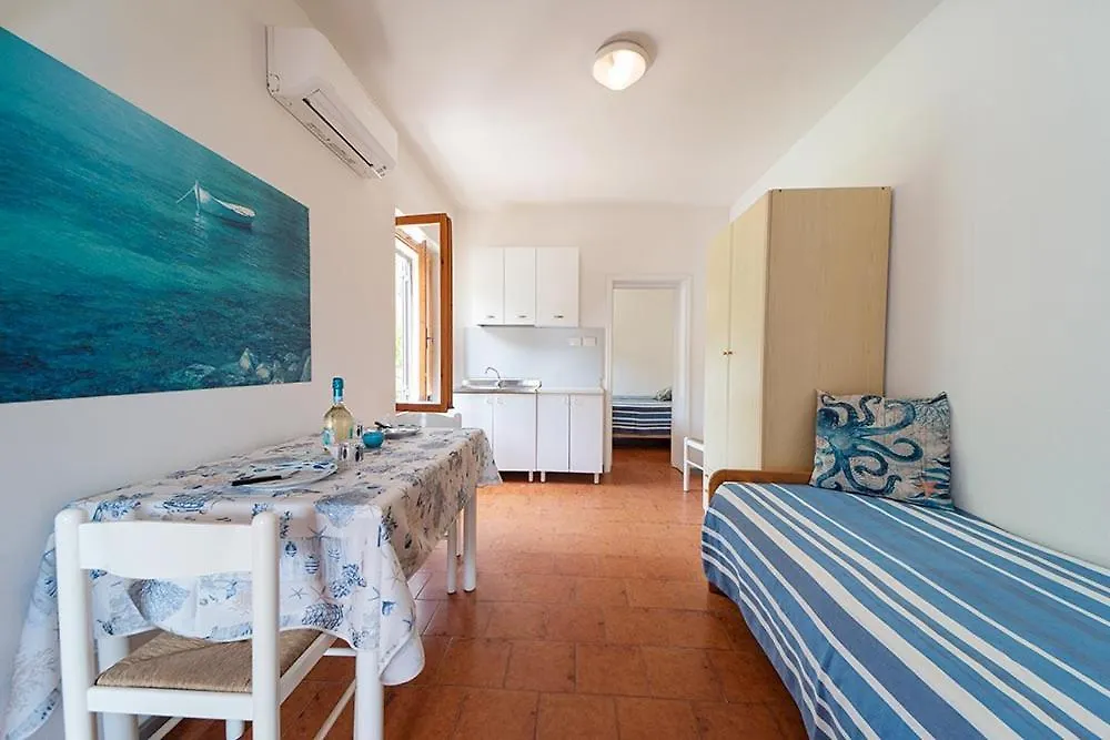 B&B Hotel Il Veliero - La Vela Del Veliero SantʼAndrea